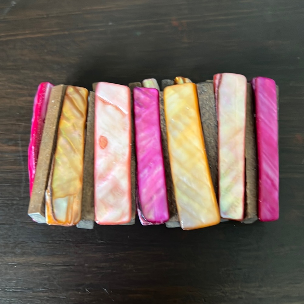 Stretch cuff bracelet